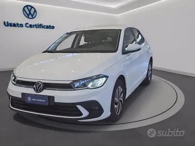 Usata VW Polo Life 95 CV (69 kW) 2023 Bianco Utilitaria