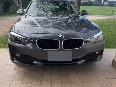 Usata BMW 318 143 CV (105 kW) 2013 Bluazzurro Station wagon