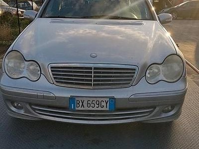 Mercedes C200