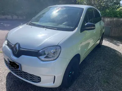 Usata Renault Twingo Vibes 30 kW (42 CV) 2022 Bianco Utilitaria