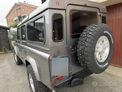 Usado Land Rover Defender 122 CV (89 kW) 2007 Familiar