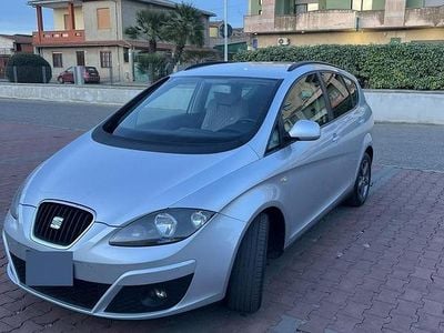 Usata Seat Altea XL 105 CV (77 kW) 2015 Grigio Monovolume