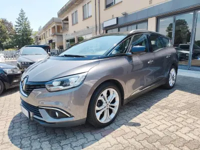 Usata Renault Scénic IV 110 CV (80 kW) 2018 Grigio Monovolume
