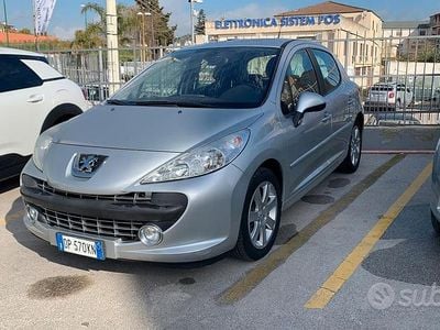 Usata Peugeot 207 Sport 110 CV (80 kW) 2008 Grigio Berlina