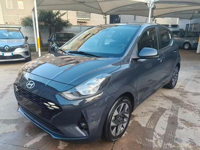 Nuova Hyundai i10 63 CV (46 kW) 2025 Rosso Utilitaria