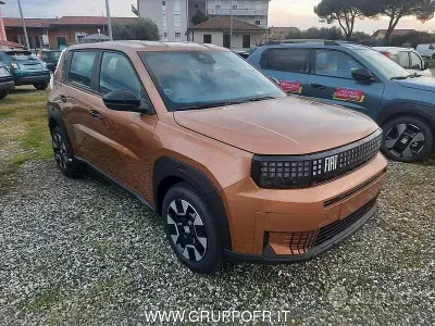 Nuova Fiat Grande Panda Icon 110 CV (80 kW) 2025 Marrone Utilitaria