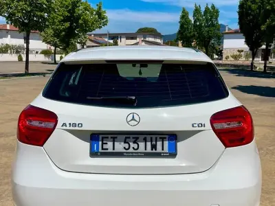 Usata Mercedes A180 109 CV (80 kW) 2014 Bianco Berlina