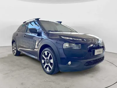 Usata Citroën C4 Cactus Shine Edition 92 CV (67 kW) 2015 Viola Utilitaria