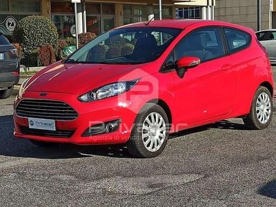 Usata Ford Fiesta Business Edition 95 CV (69 kW) 2015 Rosso Berlina