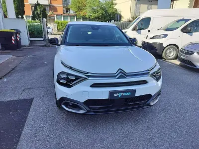 Usata Citroën C4 PureTech 131 CV (96 kW) 2022 Bianco Berlina