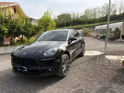 Usata Porsche Macan 252 CV (185 kW) 2018 Nero SUV