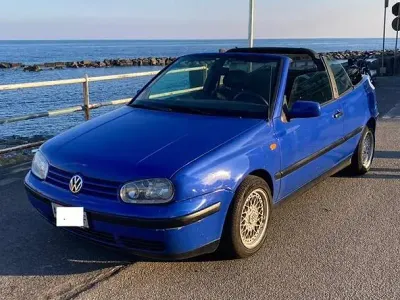 Usata VW Golf 1999 Blu Cabrio