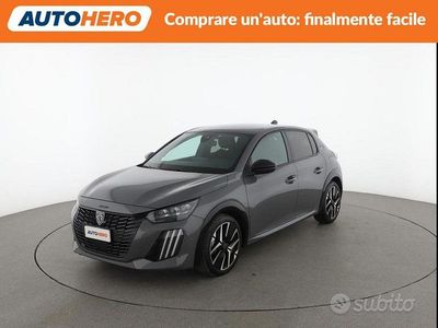 Usata Peugeot 208 GT 135 CV (99 kW) 2024 Grigio Utilitaria