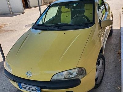 Gebraucht Opel Tigra 90 PS (66 kW) 1998 Gelb Limousine