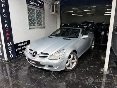 Usata Mercedes SLK200 163 CV (119 kW) 2004 Grigio Cabrio