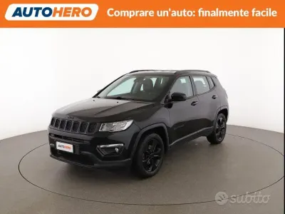 Usado Jeep Compass Night Eagle 120 CV (88 kW) 2019 Negro SUV