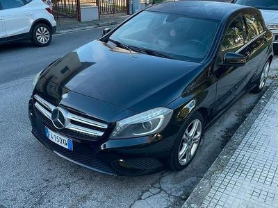 Usata Mercedes A180 109 CV (80 kW) 2015 Nero Berlina