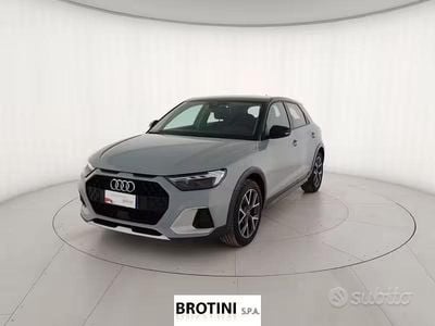 Usata Audi A1 Admired 110 CV (80 kW) 2023 Grigio zinco perla SUV