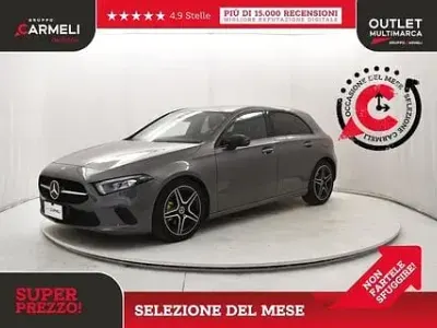 Usata Mercedes A180 116 CV (85 kW) 2018 Grigio Berlina