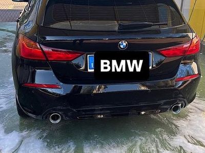 Usata BMW 118 150 CV (110 kW) 2022 Nero Utilitaria