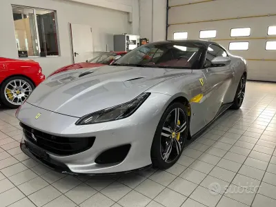 Usata Ferrari Portofino 600 CV (441 kW) 2019 Grigio Cabrio