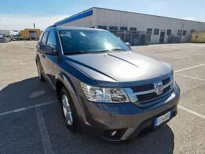 Occasion Fiat Freemont Urban 140 ch (102 kW) 2011 Gris SUV