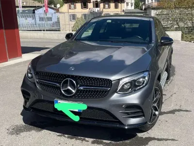 Usata Mercedes GLC250 Exclusive 204 CV (150 kW) 2019 Grigio SUV