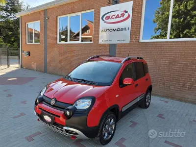Usata Fiat Panda Cross Cross 84 CV (61 kW) 2019 Rosso Utilitaria