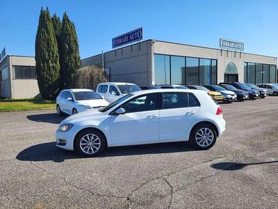 Usata VW Golf VII Sound 90 CV (66 kW) 2013 White pastello Berlina