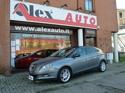Usata Lancia Delta 150 CV (110 kW) 2010 Grigio Utilitaria