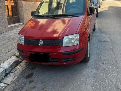 Usata Fiat Panda 75 CV (55 kW) 2011 Rosso Utilitaria
