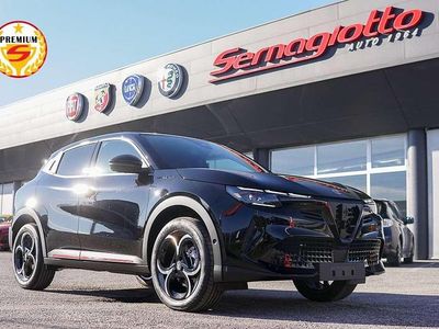 Nuova Alfa Romeo Junior Edizione Speciale 136 CV (100 kW) 2025 Nero SUV
