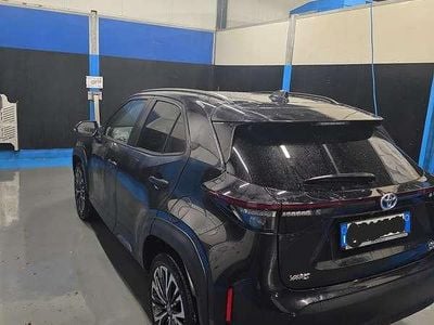 Usata Toyota Yaris Cross Lounge 92 CV (67 kW) 2024 Nero SUV