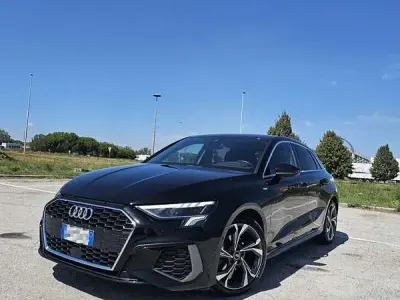 Usata Audi A3 S-Line 150 CV (110 kW) 2022 Berlina