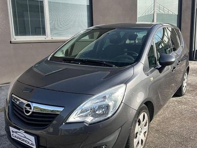 Usata Opel Meriva 101 CV (74 kW) 2013 Gray Monovolume
