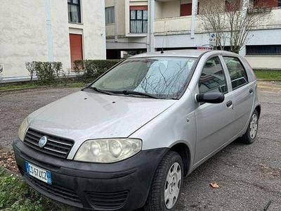 Usata Fiat Punto 75 CV (55 kW) 2006 Grigio Utilitaria