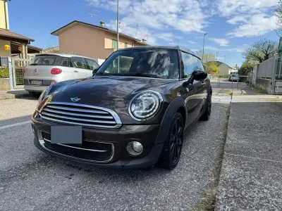 Usata Mini Clubman 109 CV (80 kW) 2008 Marrone Station wagon