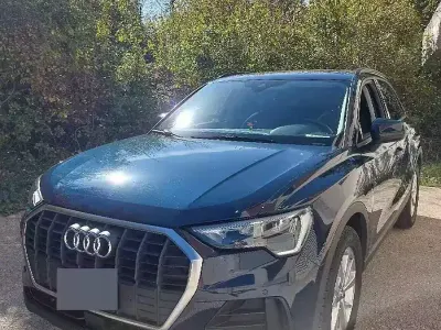 Usata Audi Q3 Comfort 150 CV (110 kW) 2020 Bluazzurro SUV