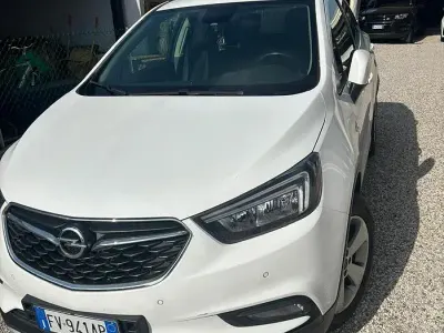 Usata Opel Mokka X 110 CV (80 kW) 2019 Bianco SUV
