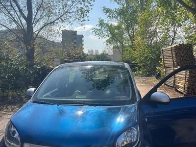 Usata Smart ForFour 2017 Blu Utilitaria