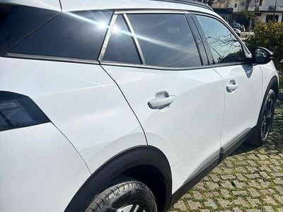 Usata Peugeot 2008 Allure 131 CV (96 kW) 2024 SUV