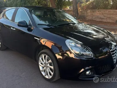 Usata Alfa Romeo Giulietta Exclusive 105 CV (77 kW) 2014 Nero Utilitaria