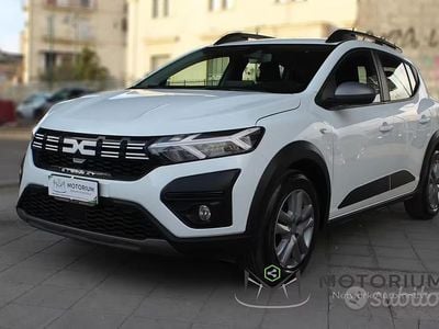 Usata Dacia Sandero Expression 100 CV (73 kW) 2023 Bianco Berlina