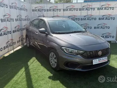 Usata Fiat Tipo Lounge 120 CV (88 kW) 2018 Grigio Berlina