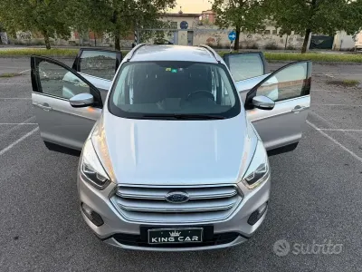 Usata Ford Kuga ST 120 CV (88 kW) 2018 Grigio SUV