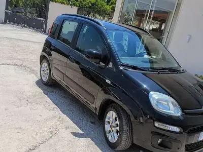 Usata Fiat Panda Lounge 95 CV (69 kW) 2015 Utilitaria