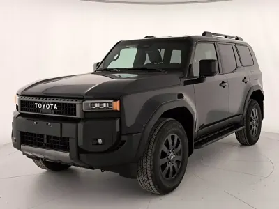 Usata Toyota Land Cruiser 205 CV (150 kW) 2024 Grigio SUV