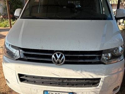 VW Caravelle