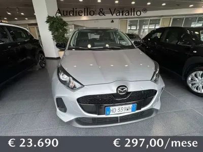 Ny Mazda 2 Exclusive-Line 116 HK (85 kW) 2026 Silver Halvkombi