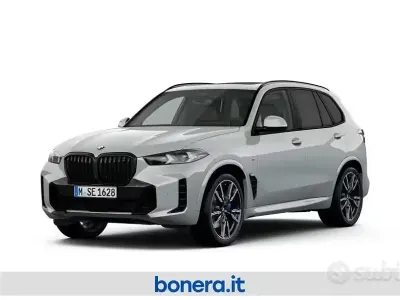 Nuova BMW X5 M Sport 298 CV (219 kW) 2026 Grigio SUV